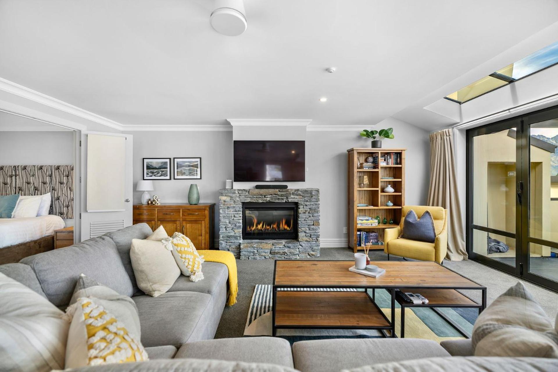 Lakefront Luxury 912 The Beacon 3 Bedroom Куийнстаун Екстериор снимка