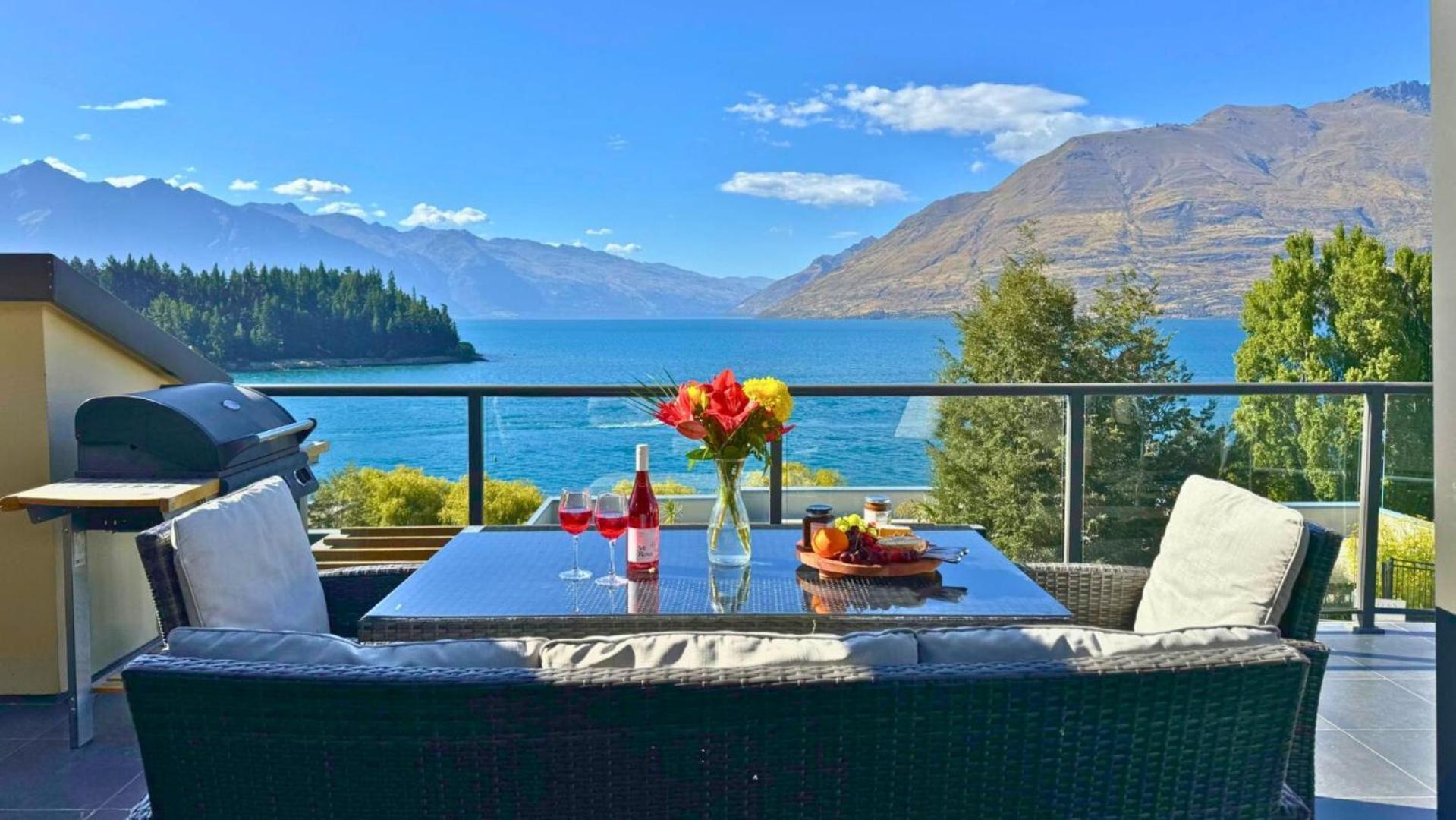 Lakefront Luxury 912 The Beacon 3 Bedroom Куийнстаун Екстериор снимка