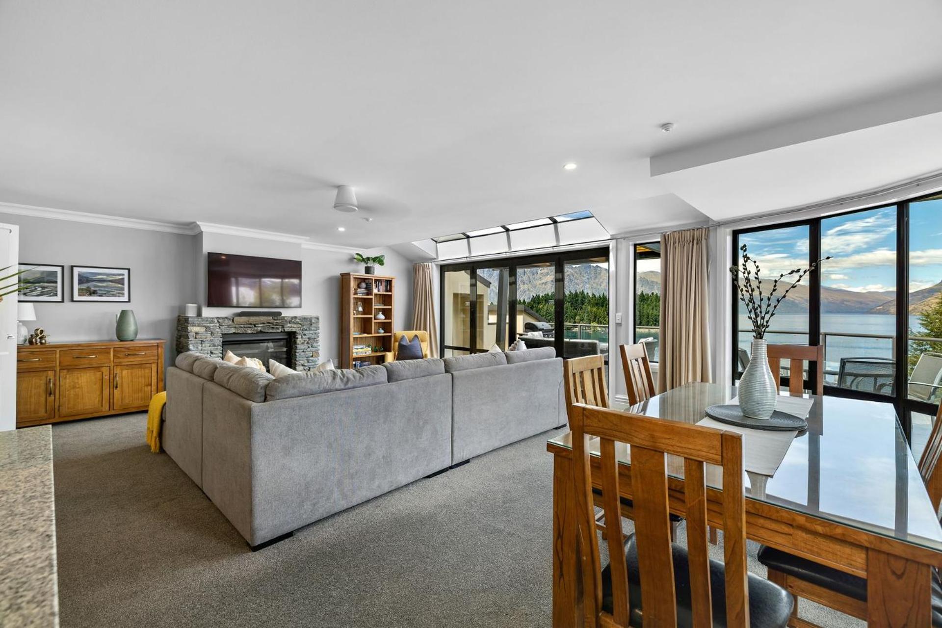 Lakefront Luxury 912 The Beacon 3 Bedroom Куийнстаун Екстериор снимка